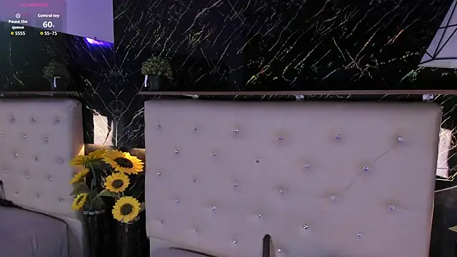 Snapshot of Renata_blue chatting on March 23, 2026, 9:25 pm Renata blue online show from March 23, 2026, 9:25 pm