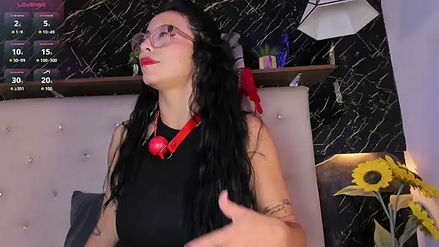 Snapshot of Renata_blue chatting on March 28, 2026, 9:27 pm Renata blue online show from March 28, 2026, 9:27 pm