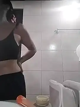 Snapshot of Renata_blue chatting on April 11, 2026, 8:45 pm Renata blue online show from April 11, 2026, 8:45 pm