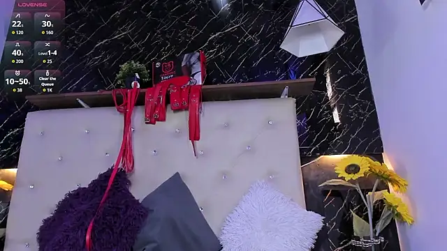 Snapshot of Renata_blue chatting on March 14, 2026, 9:32 pm Renata blue online show from March 14, 2026, 9:32 pm