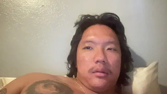 Snapshot of hueybojack chatting on February 27, 2026, 11:37 pm hueybojack online show from February 27, 2026, 11:37 pm