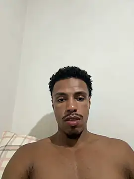 LorenzoBlack27 online show from April 16, 2026, 1:06 am