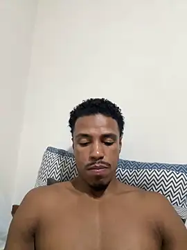 LorenzoBlack27 online show from May 15, 2026, 11:25 pm
