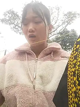 Snapshot of Hina2xx chatting on January 9, 2026, 7:26 am Hina2xx online show from January 9, 2026, 7:26 am