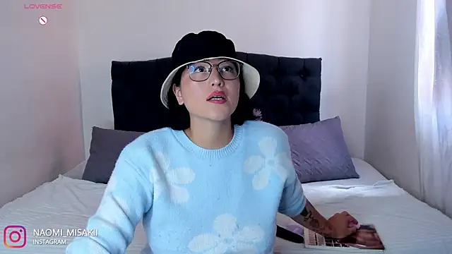 Mia Charlotte2 online show from January 10, 2026, 4:46 pm