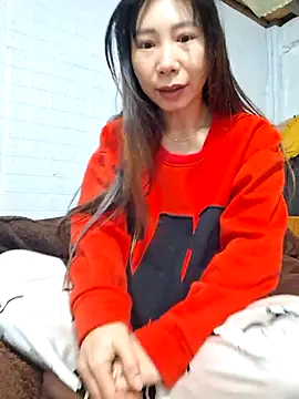 Snapshot of Adela-222 chatting on January 11, 2026, 12:39 am Adela-222 online show from January 11, 2026, 12:39 am