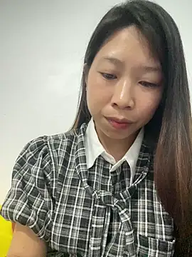 Mayly lucky2 online show from May 11, 2026, 4:04 pm