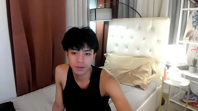 davincihugecock online show from May 11, 2026, 6:38 pm