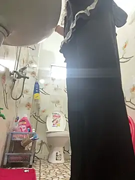 Angela loveee online show from February 4, 2026, 3:01 am