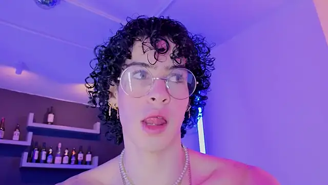 Snapshot of nova_salvatore chatting on February 14, 2026, 4:13 am nova salvatore online show from February 14, 2026, 4:13 am