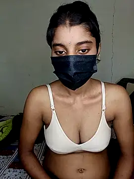 Snapshot of Erotic-Girl chatting on July 27, 2026, 5:31 pm Erotic-Girl online show from July 27, 2026, 5:31 pm