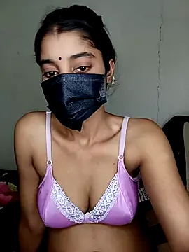 Snapshot of Erotic-Girl chatting on July 25, 2026, 5:30 pm Erotic-Girl online show from July 25, 2026, 5:30 pm