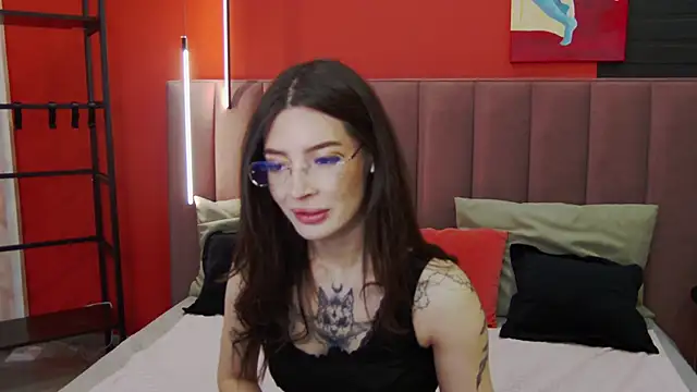 IvyDainty online show from May 10, 2026, 1:31 am