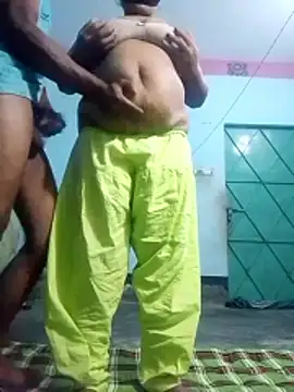 Romantic Boudi33 online show from January 10, 2026, 6:36 pm