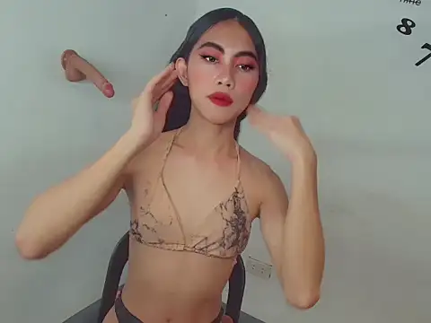 Massivecockfiona online show from February 25, 2026, 2:06 pm