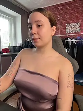 AnnaSeint online show from March 1, 2026, 10:37 am