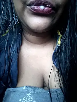 Snapshot of Desi_Nil_pori chatting on January 12, 2026, 9:27 am Desi Nil pori online show from January 12, 2026, 9:27 am