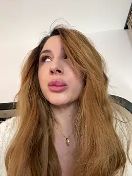 Snapshot of LucyBridgette chatting on February 21, 2026, 9:11 am LucyBridgette online show from February 21, 2026, 9:11 am