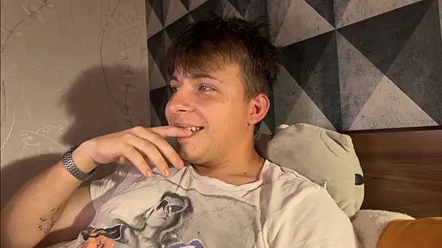 Snapshot of marcus_euphoria_ chatting on July 5, 2026, 8:59 pm marcus euphoria online show from July 5, 2026, 8:59 pm