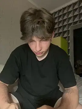 marcus euphoria  online show from April 17, 2026, 11:51 pm