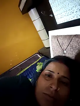 Snapshot of Reena_lodha chatting on February 14, 2026, 9:26 pm Reena lodha online show from February 14, 2026, 9:26 pm