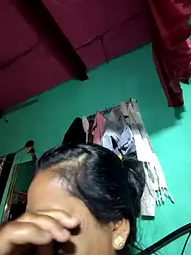 Snapshot of Reena_lodha chatting on February 27, 2026, 6:41 pm Reena lodha online show from February 27, 2026, 6:41 pm