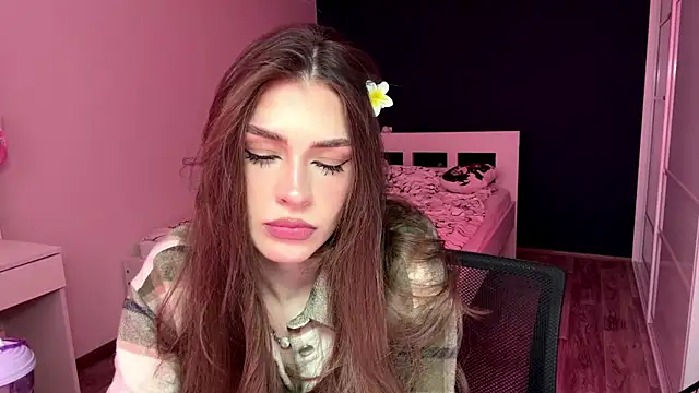 MachelleSpader online show from April 7, 2026, 9:44 am