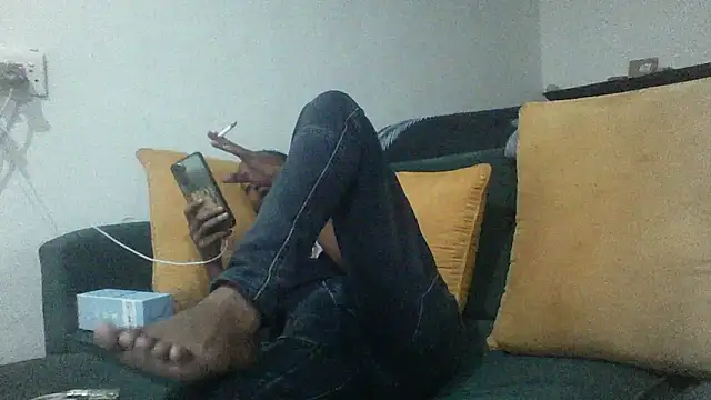 Snapshot of Winterslender chatting on April 18, 2026, 7:07 pm Winterslender online show from April 18, 2026, 7:07 pm
