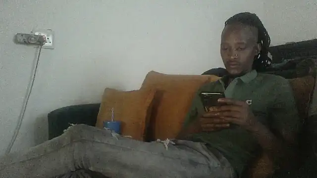 Snapshot of Winterslender chatting on April 30, 2026, 2:57 pm Winterslender online show from April 30, 2026, 2:57 pm