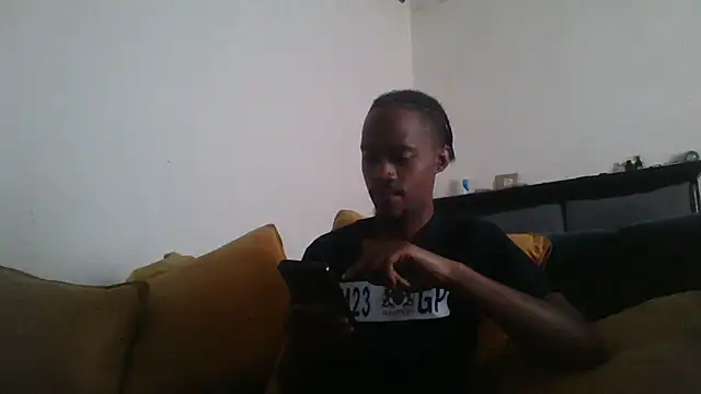 Snapshot of Winterslender chatting on April 16, 2026, 11:55 am Winterslender online show from April 16, 2026, 11:55 am