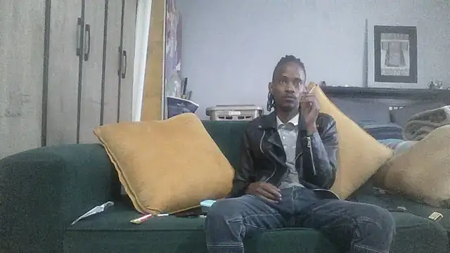 Snapshot of Winterslender chatting on May 14, 2026, 2:36 pm Winterslender online show from May 14, 2026, 2:36 pm