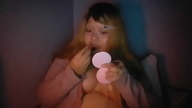 angelitita online show from March 27, 2026, 8:26 am