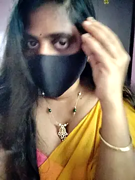 Snapshot of suma_telugu1 chatting on May 10, 2026, 3:32 am suma telugu1 online show from May 10, 2026, 3:32 am
