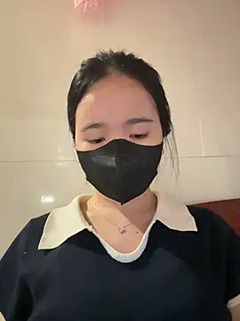 Snapshot of Gwen879 chatting on March 24, 2026, 12:54 am Gwen879 online show from March 24, 2026, 12:54 am