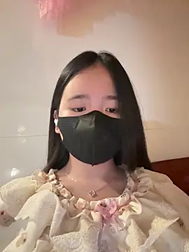 Snapshot of Gwen879 chatting on March 13, 2026, 11:15 am Gwen879 online show from March 13, 2026, 11:15 am