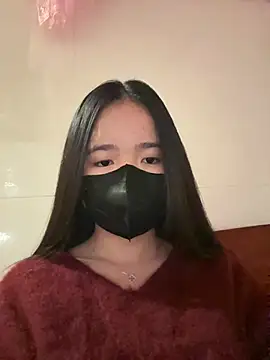 Snapshot of Gwen879 chatting on March 10, 2026, 10:25 pm Gwen879 online show from March 10, 2026, 10:25 pm