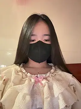 Snapshot of Gwen879 chatting on March 13, 2026, 11:21 pm Gwen879 online show from March 13, 2026, 11:21 pm