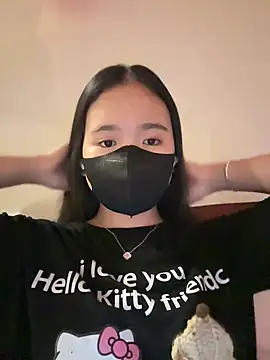 Snapshot of Gwen879 chatting on April 7, 2026, 1:02 pm Gwen879 online show from April 7, 2026, 1:02 pm