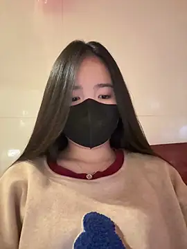 Snapshot of Gwen879 chatting on March 16, 2026, 12:40 am Gwen879 online show from March 16, 2026, 12:40 am