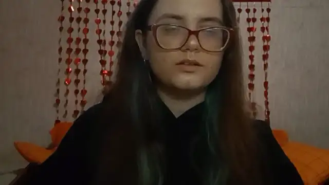 Snapshot of Miyabeee chatting on February 17, 2026, 5:21 pm Miyabeee online show from February 17, 2026, 5:21 pm