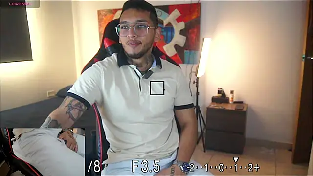 EvanVelvet online show from February 11, 2026, 12:49 pm