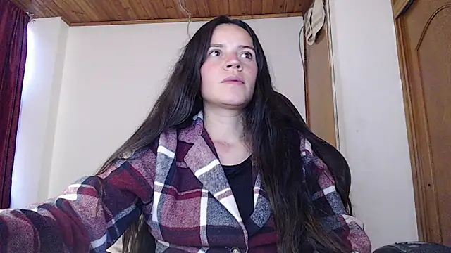 Snapshot of Shanel_Lozano chatting on May 8, 2026, 8:12 pm Shanel Lozano online show from May 8, 2026, 8:12 pm