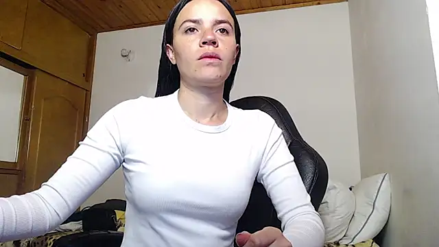 Snapshot of Shanel_Lozano chatting on March 29, 2026, 3:46 pm Shanel Lozano online show from March 29, 2026, 3:46 pm