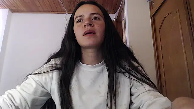 Snapshot of Shanel_Lozano chatting on May 5, 2026, 6:22 pm Shanel Lozano online show from May 5, 2026, 6:22 pm