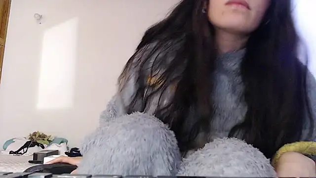 Snapshot of Shanel_Lozano chatting on May 21, 2026, 8:50 pm Shanel Lozano online show from May 21, 2026, 8:50 pm