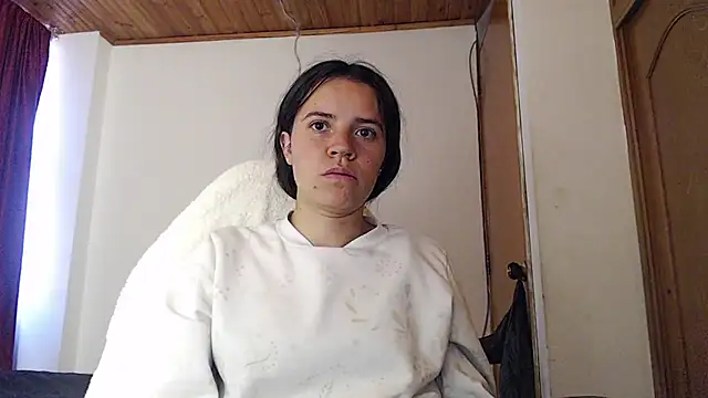 Snapshot of Shanel_Lozano chatting on April 20, 2026, 9:38 pm Shanel Lozano online show from April 20, 2026, 9:38 pm
