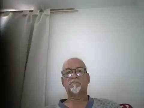 Snapshot of Patyman chatting on April 30, 2026, 4:14 pm Patyman online show from April 30, 2026, 4:14 pm