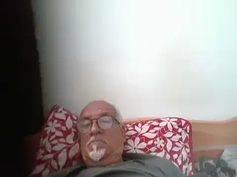 Snapshot of Patyman chatting on April 18, 2026, 7:58 pm Patyman online show from April 18, 2026, 7:58 pm