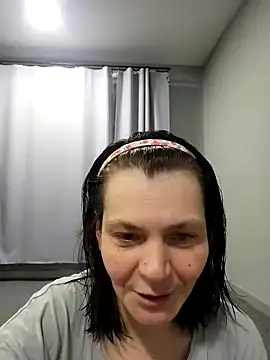 Snapshot of roksa2026 chatting on February 18, 2026, 8:16 pm roksa2026 online show from February 18, 2026, 8:16 pm