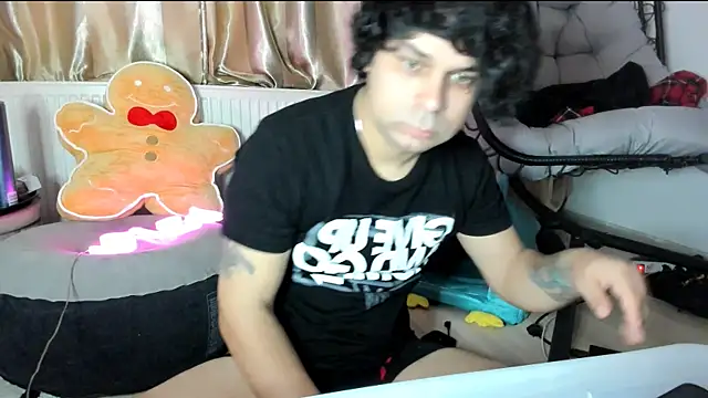 LorenzoBoy99 online show from January 10, 2026, 8:48 pm